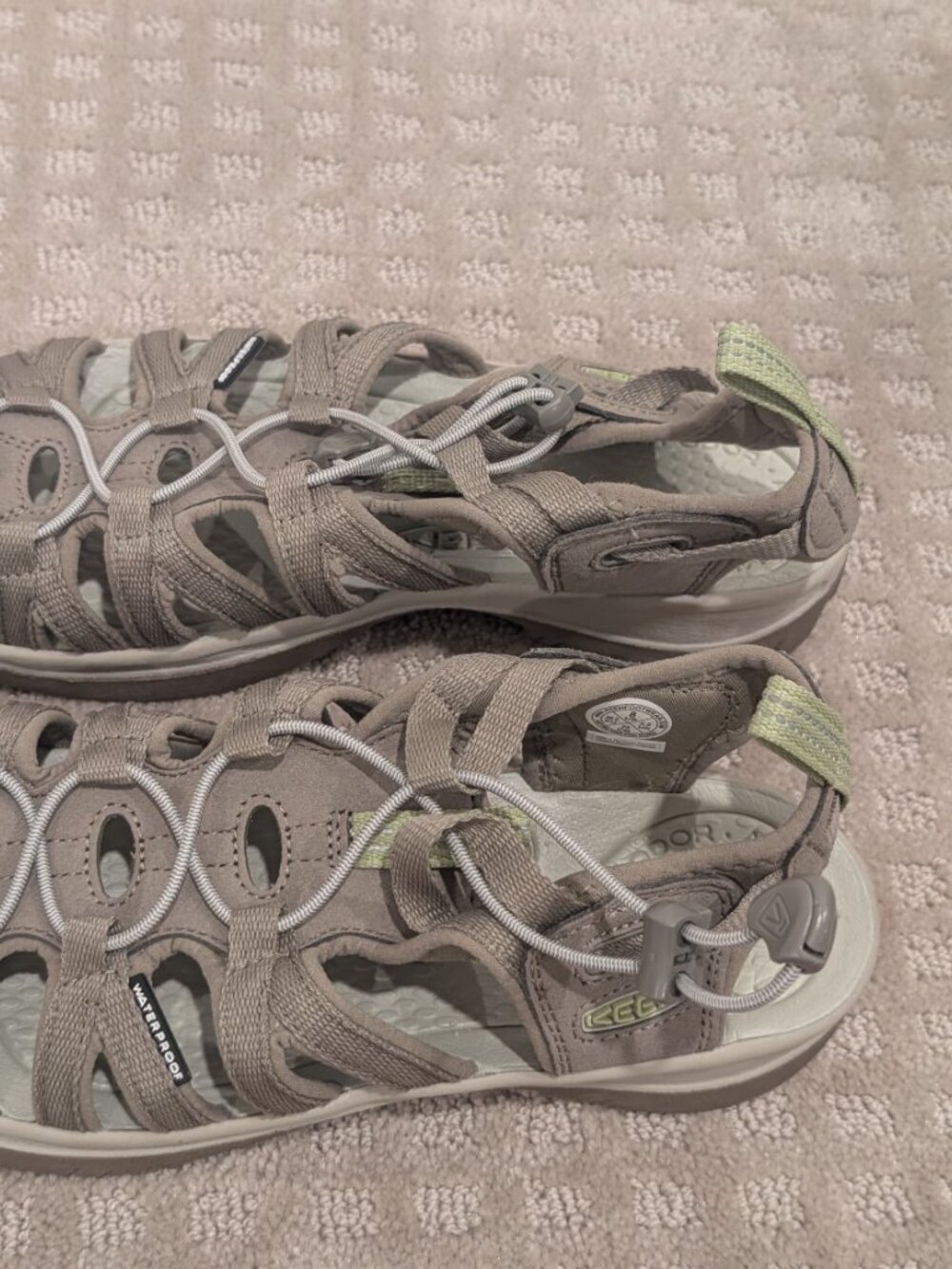 Keen Whisper Waterproof Sandals - Women's sz 8 - Picture 6 of 8